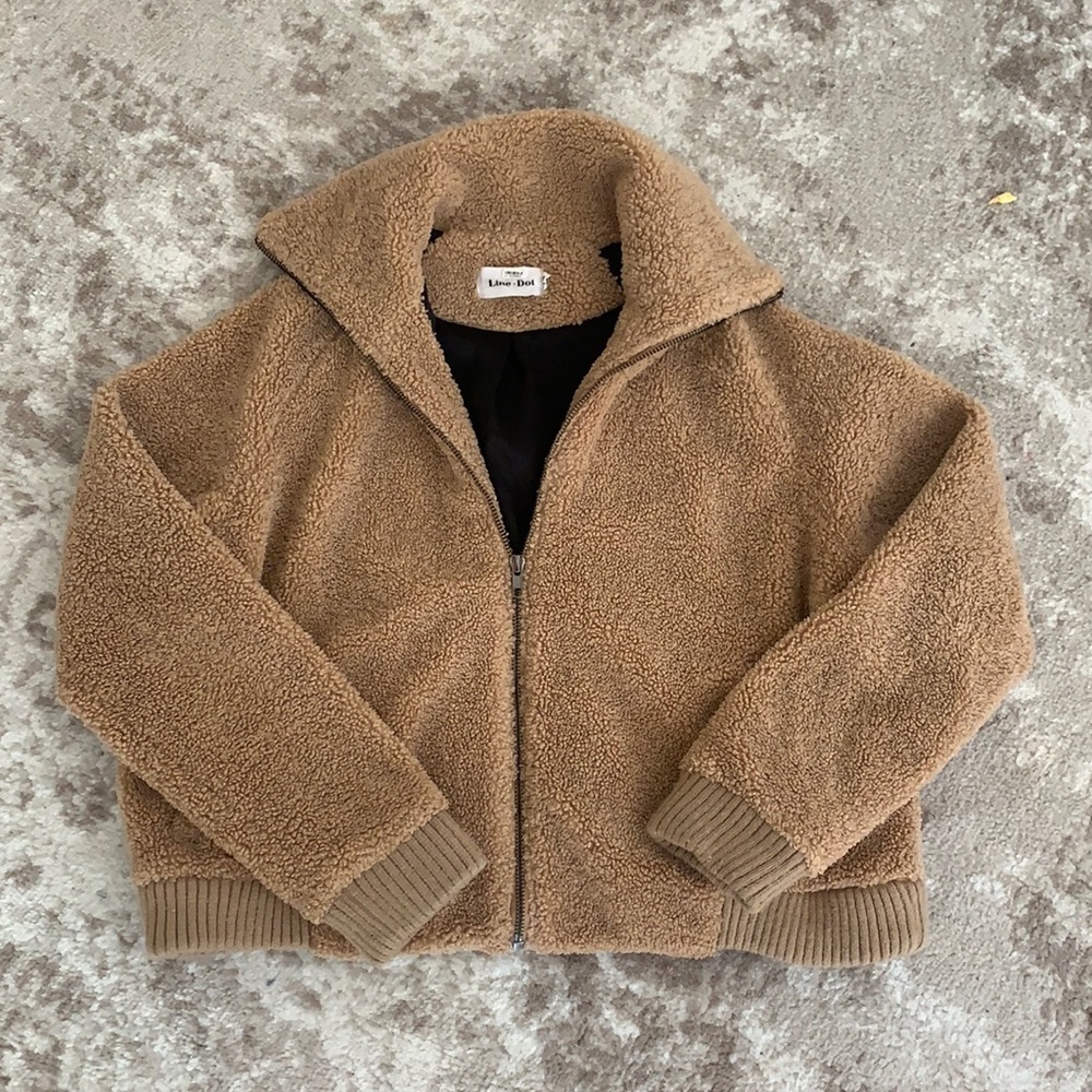 Line and Dot Victoria Jacket